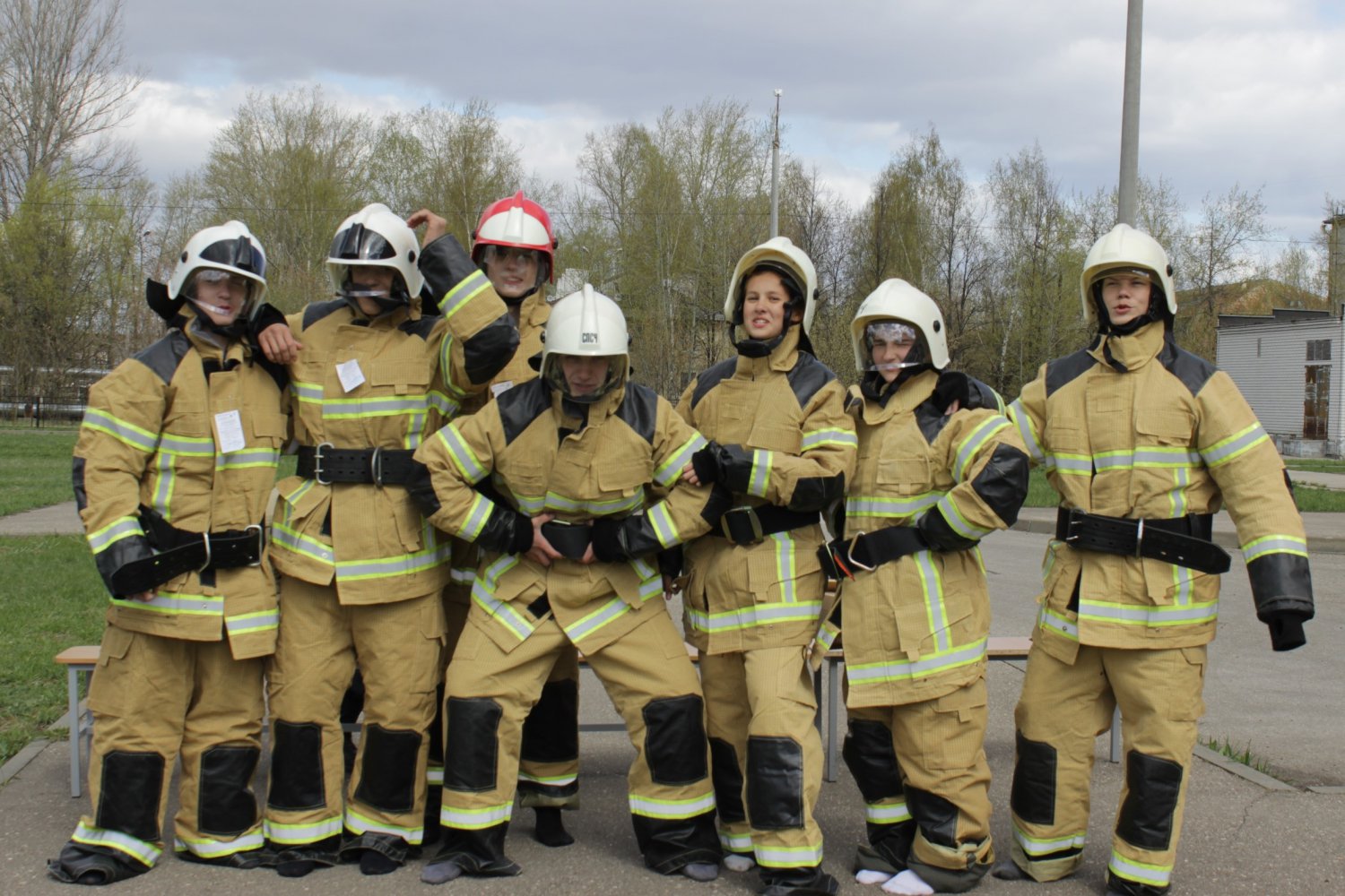 Юные пожарные стали третьими на межрегиональном конкурсе