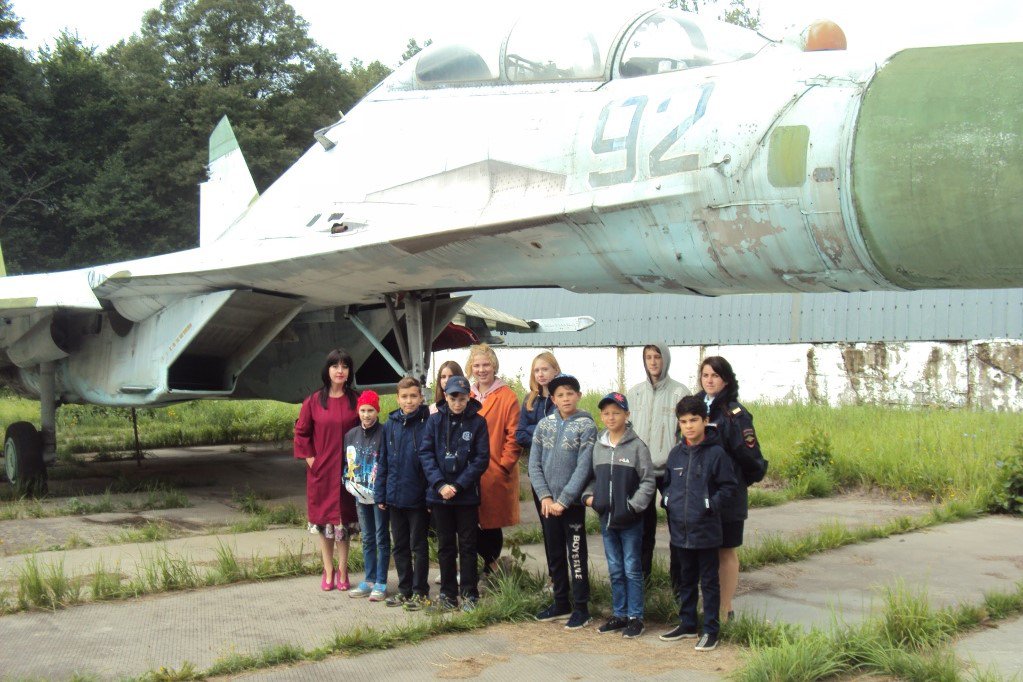 Юные выксунцы посетили музей авиации в Саваслейке