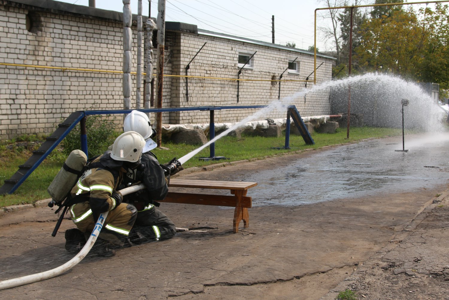 Выксунские пожарные стали третьими в областных соревнованиях