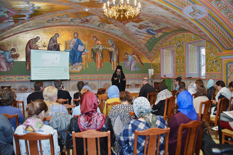 Выксунская епархия рассказала о семейных ценностях