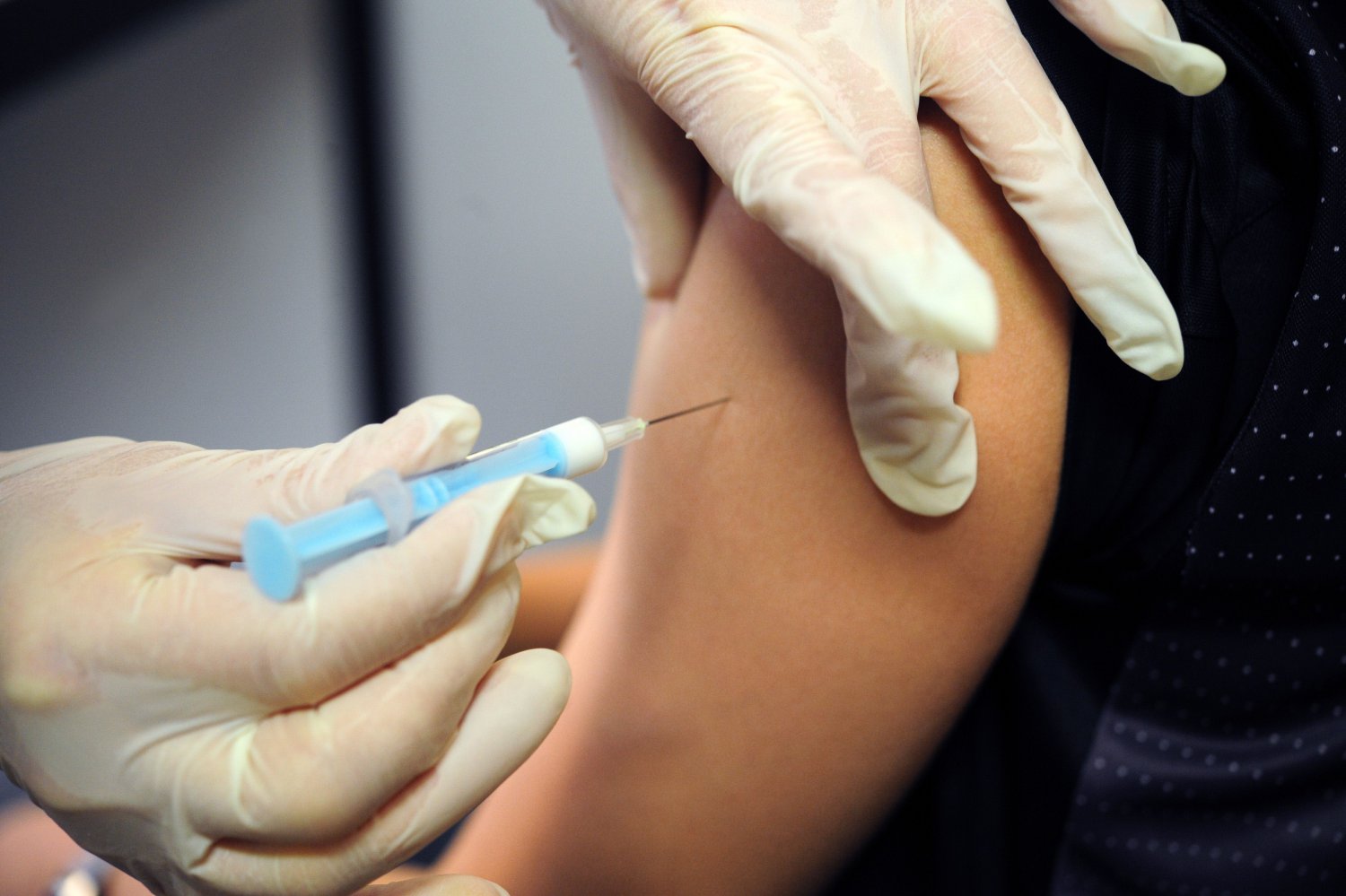 В регионе открылась запись на вакцинацию от коронавируса