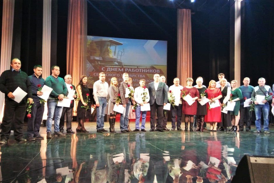Депутат «Единой России» Антон Анисимов поздравил выксунцев с Днём сельского хозяйства