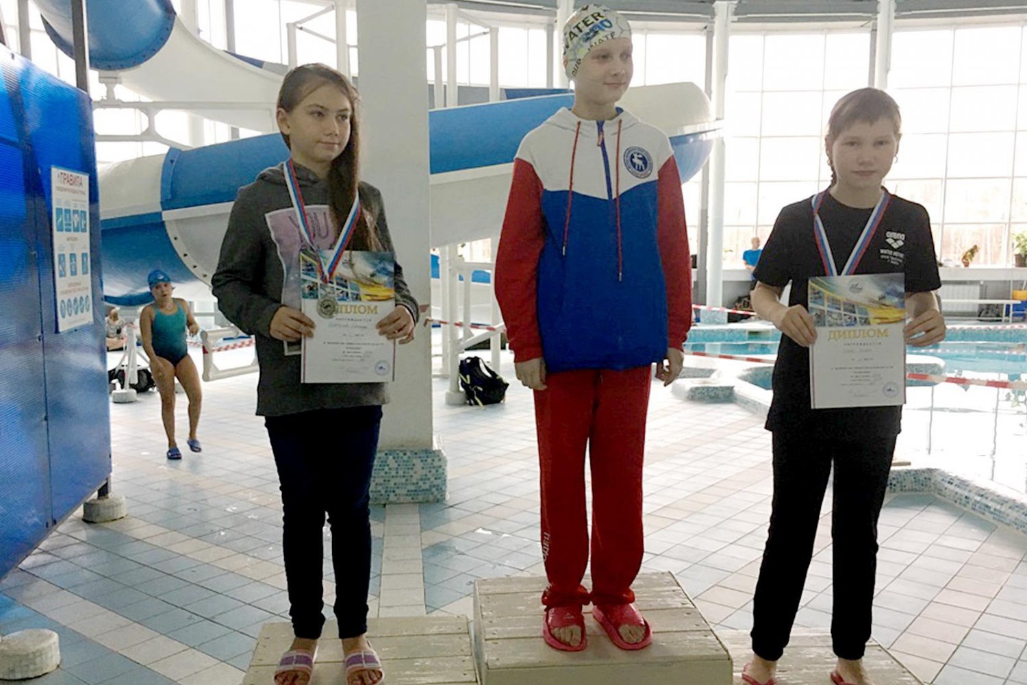 9-летняя Евгения Гусева выполнила норматив третьего взрослого разряда по плаванию