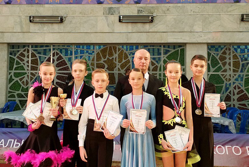 Танцоры взяли золото на соревнованиях в Коврове