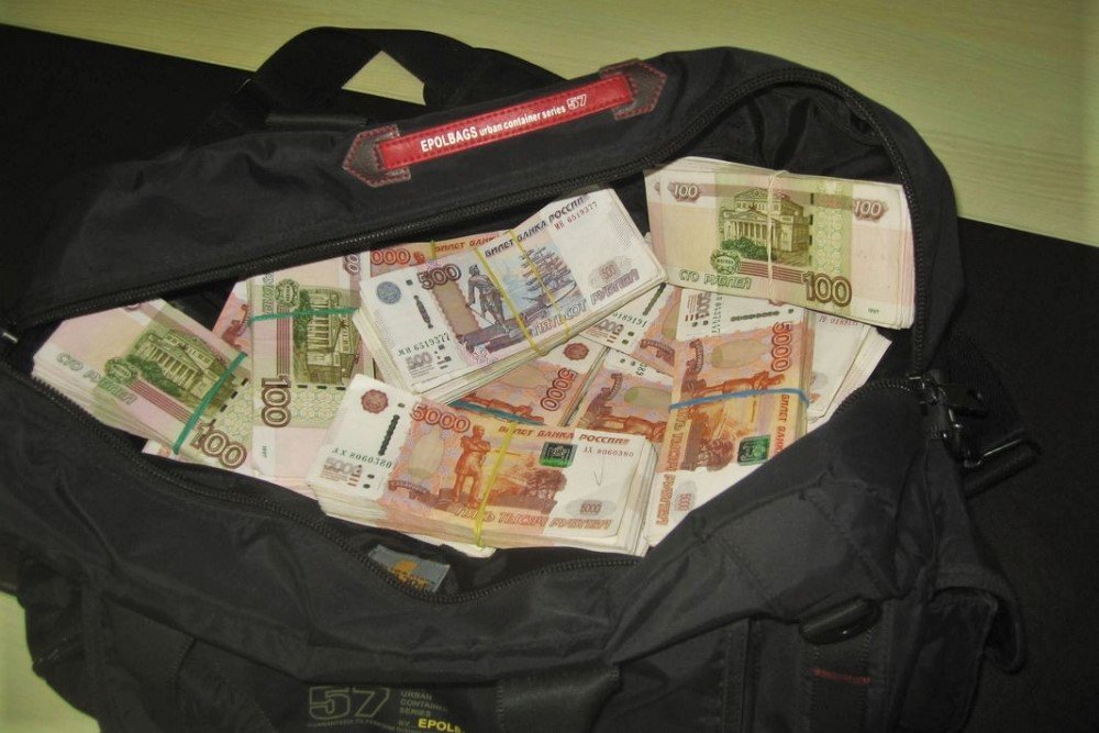 Преступник во время обеда ограбил банк в Навашине