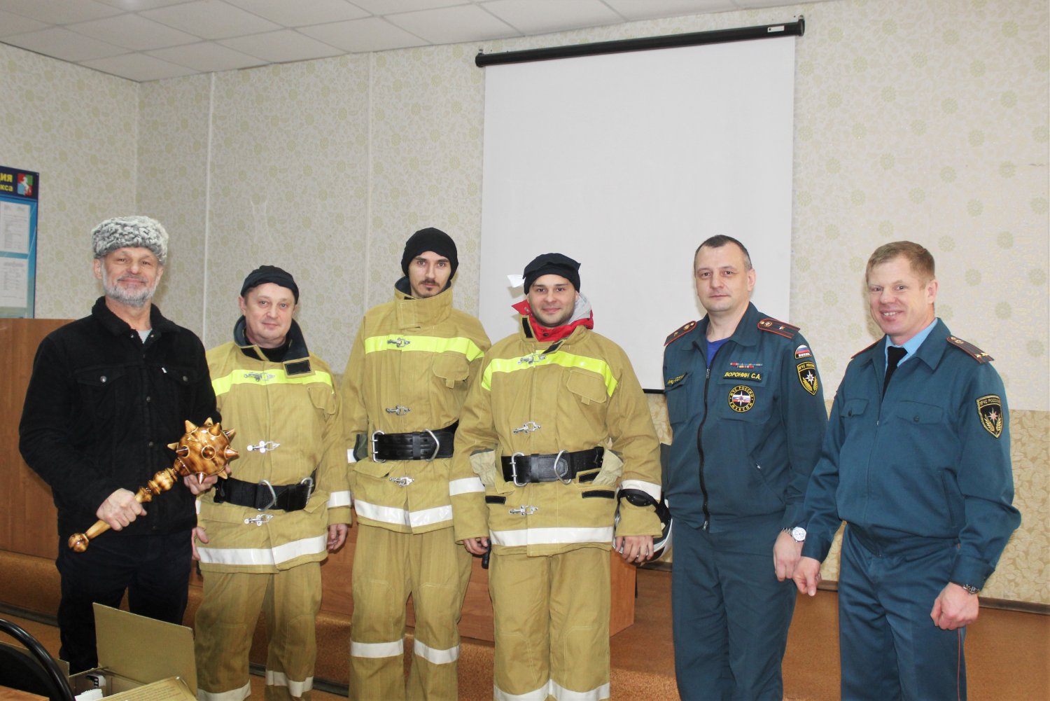 Пожарные наградили выксунских добровольцев