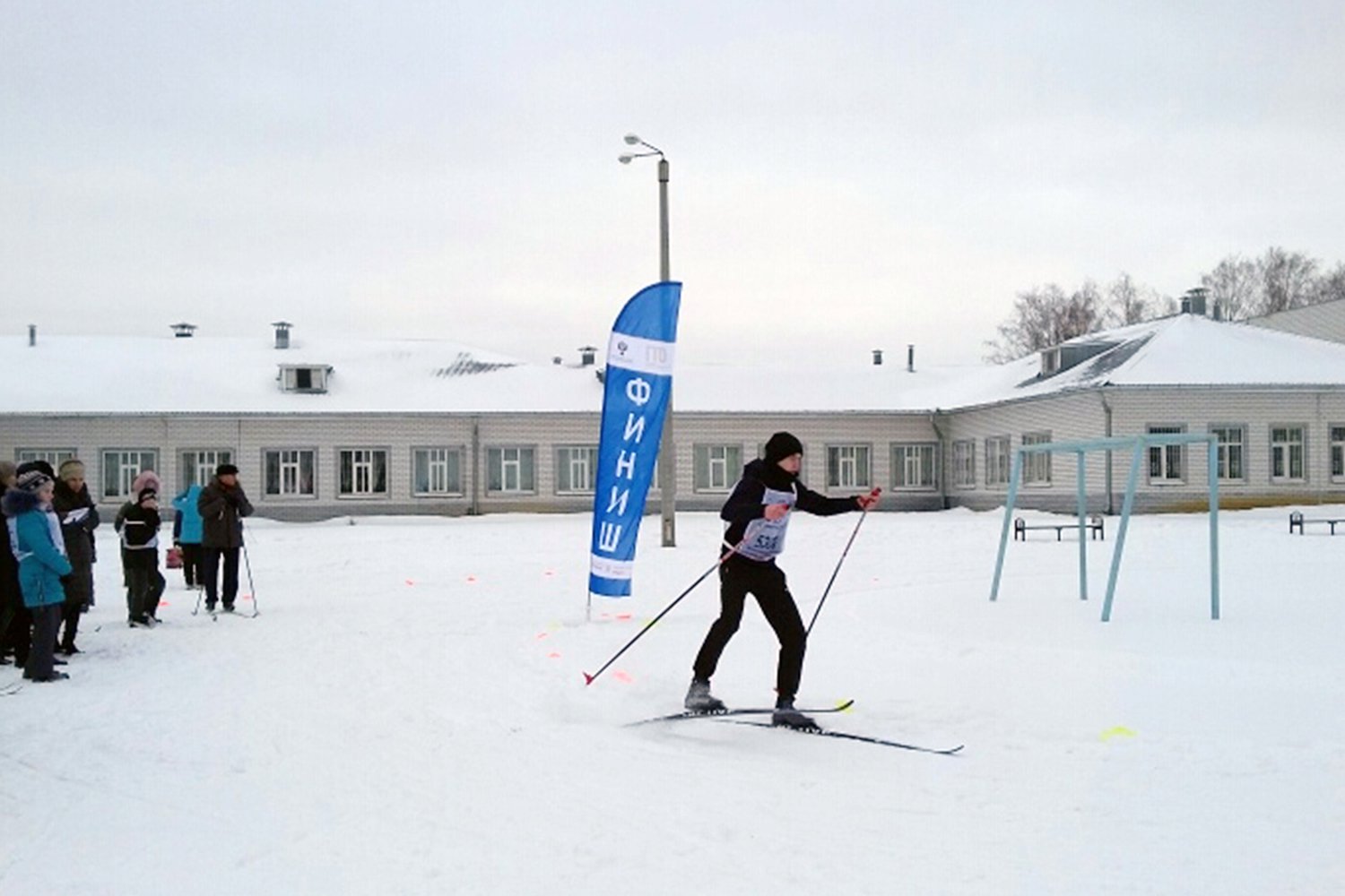 Вильская школа выиграла лыжную эстафету