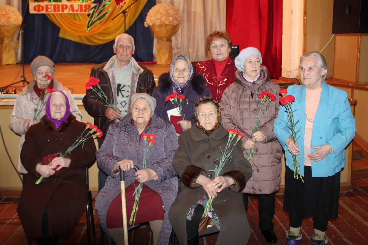 Шиморянам вручили юбилейные медали в честь 75-летия Победы