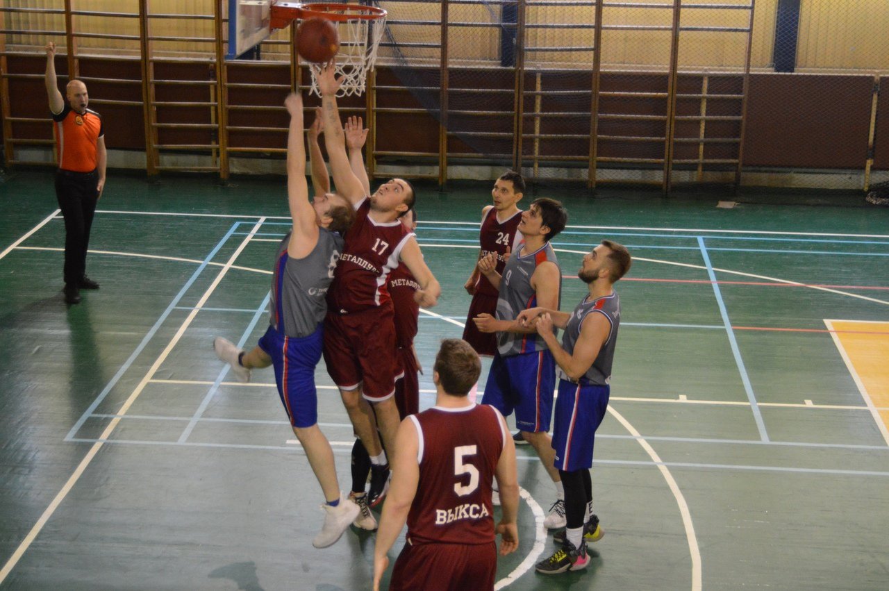 «Металлург» стартует в чемпионате области по баскетболу