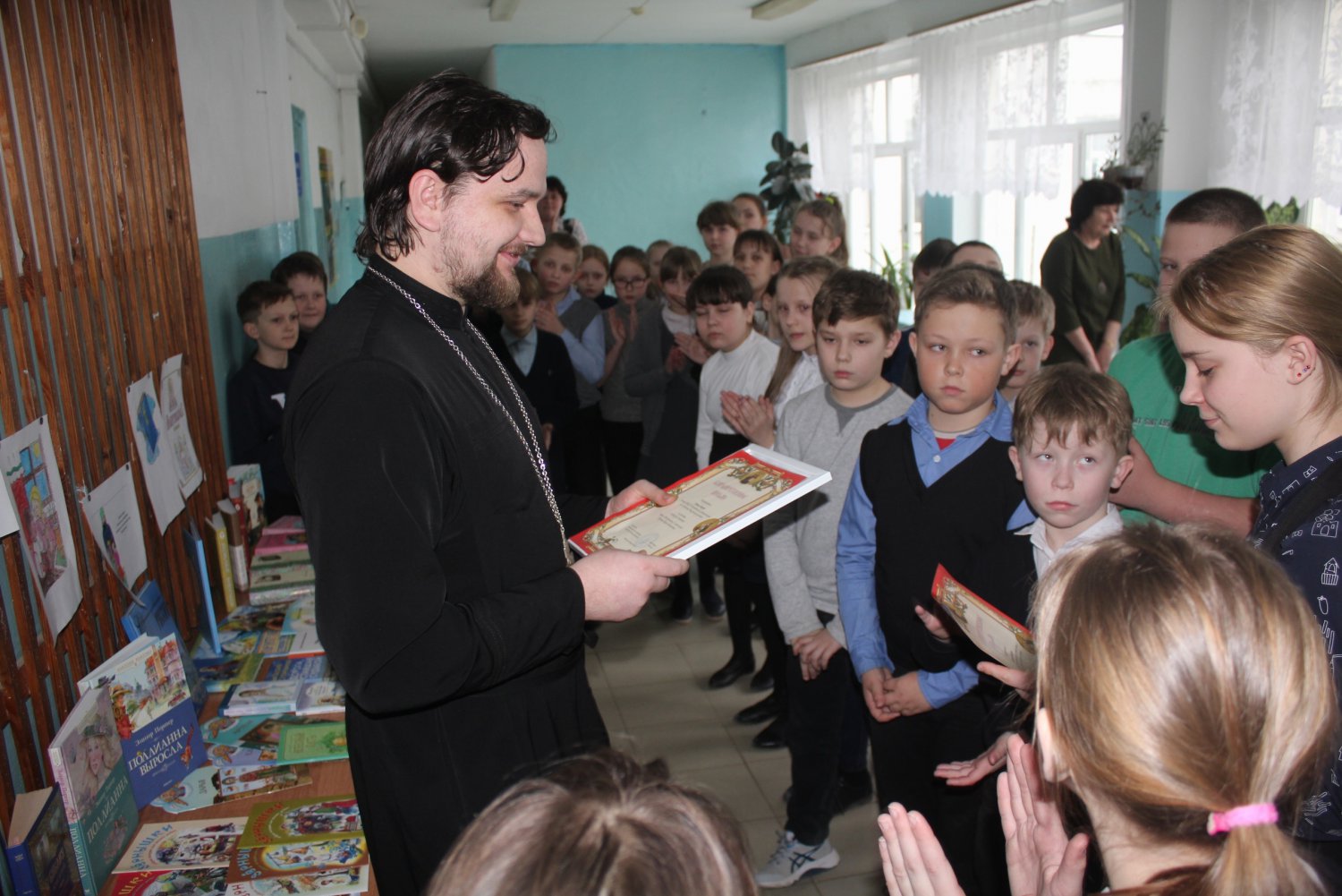 В Досчатом открылась выставка православной книги