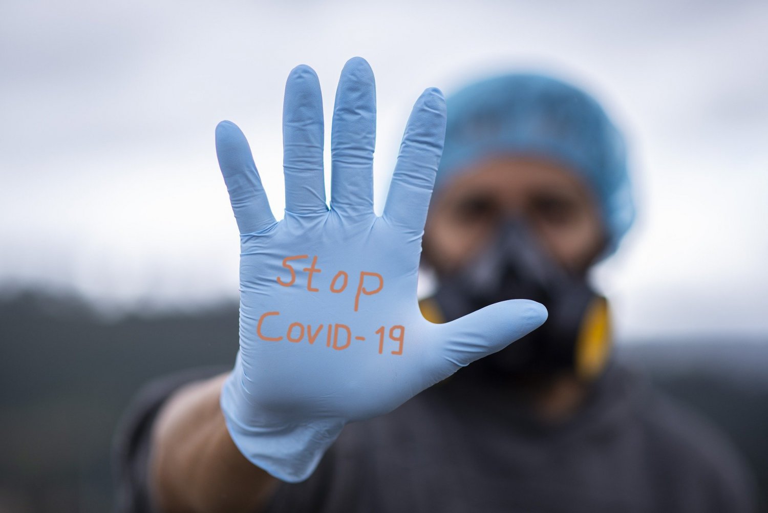 Рекордная смертность от коронавируса зарегистрирована в России