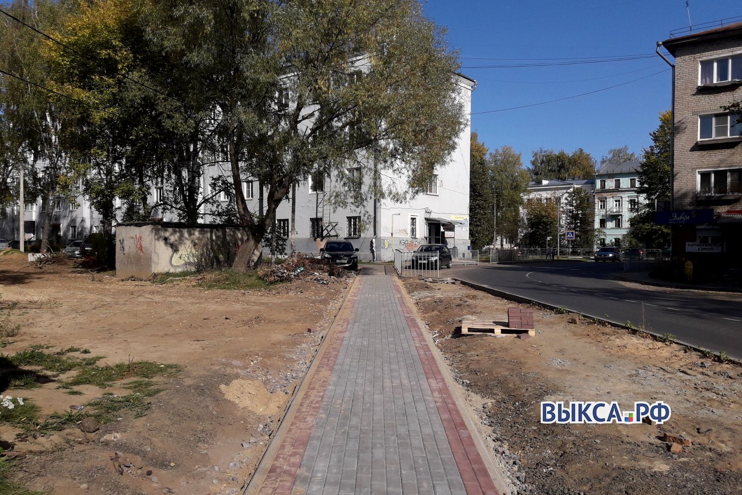 На улице Ульянова отремонтируют тротуар