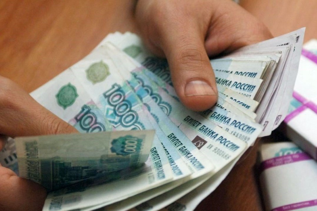 Выксунец вернул 300 тысяч рублей после санкций от приставов