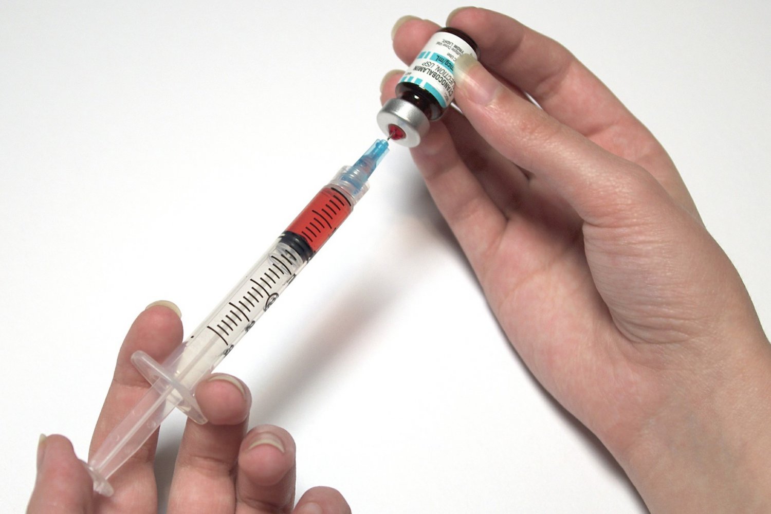 Масштабная вакцинация от коронавируса начнётся в ноябре-декабре