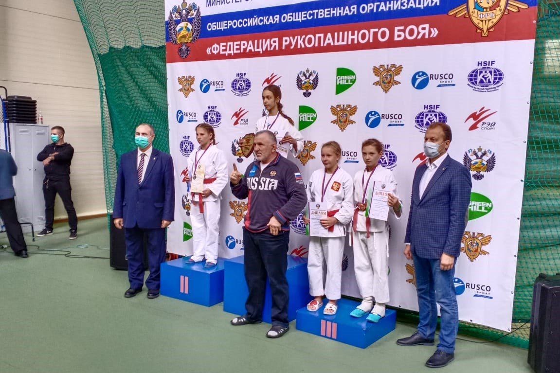 Две бронзы завоевали юные рукопашники на первенстве России