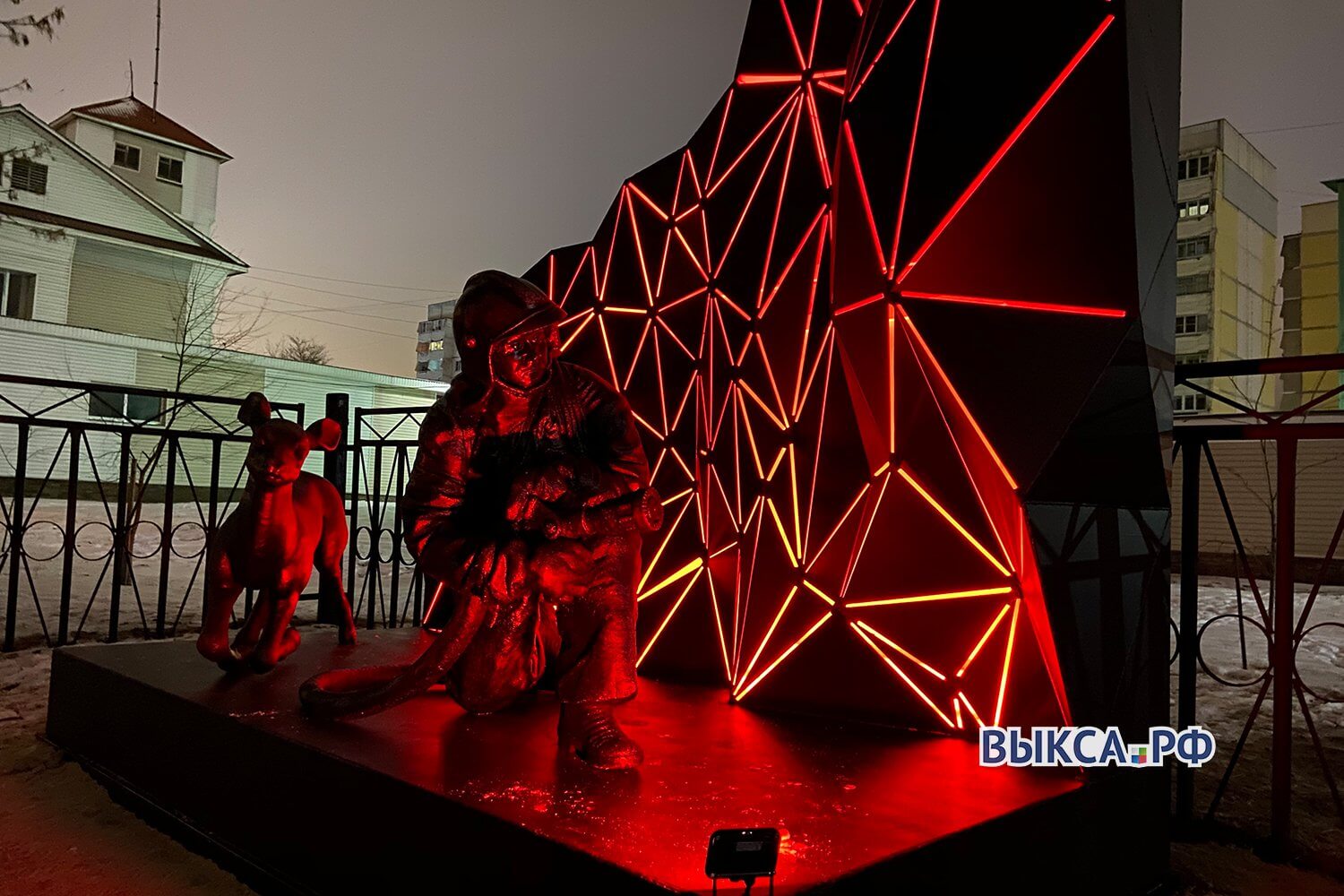 В Выксе открыли памятник героям-огнеборцам