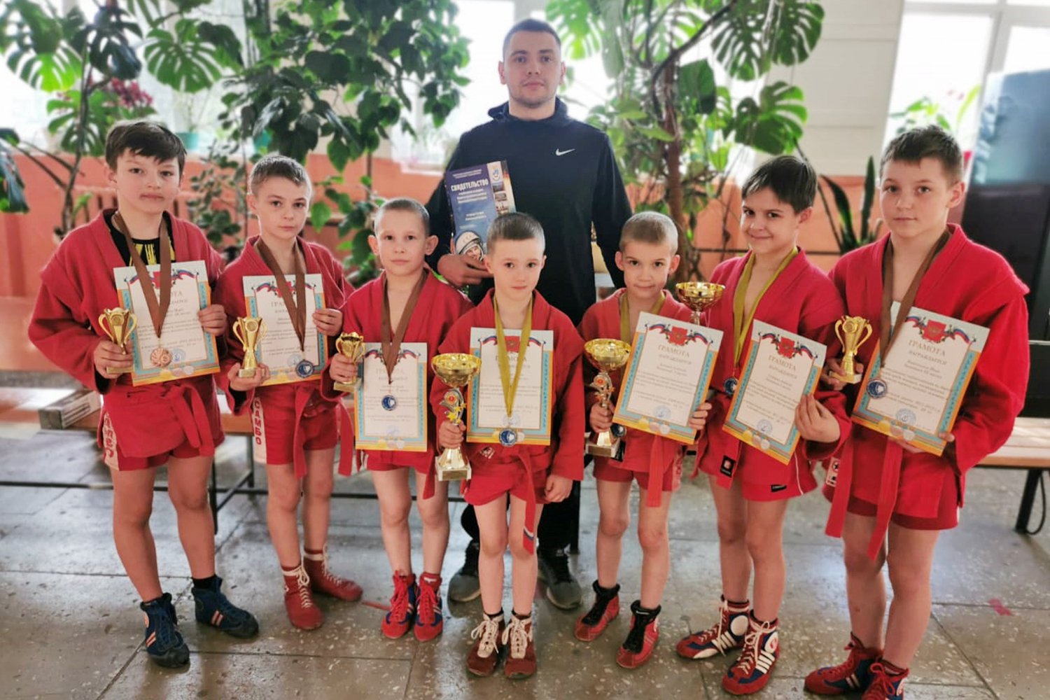 Самбистам покорились семь медалей на родине Юрия Гагарина