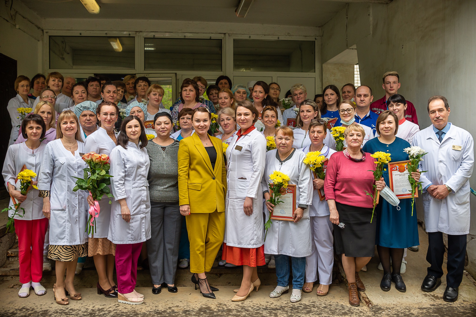 Медсестёр и медбратьев Выксунской ЦРБ поздравили с профессиональным праздником 📷