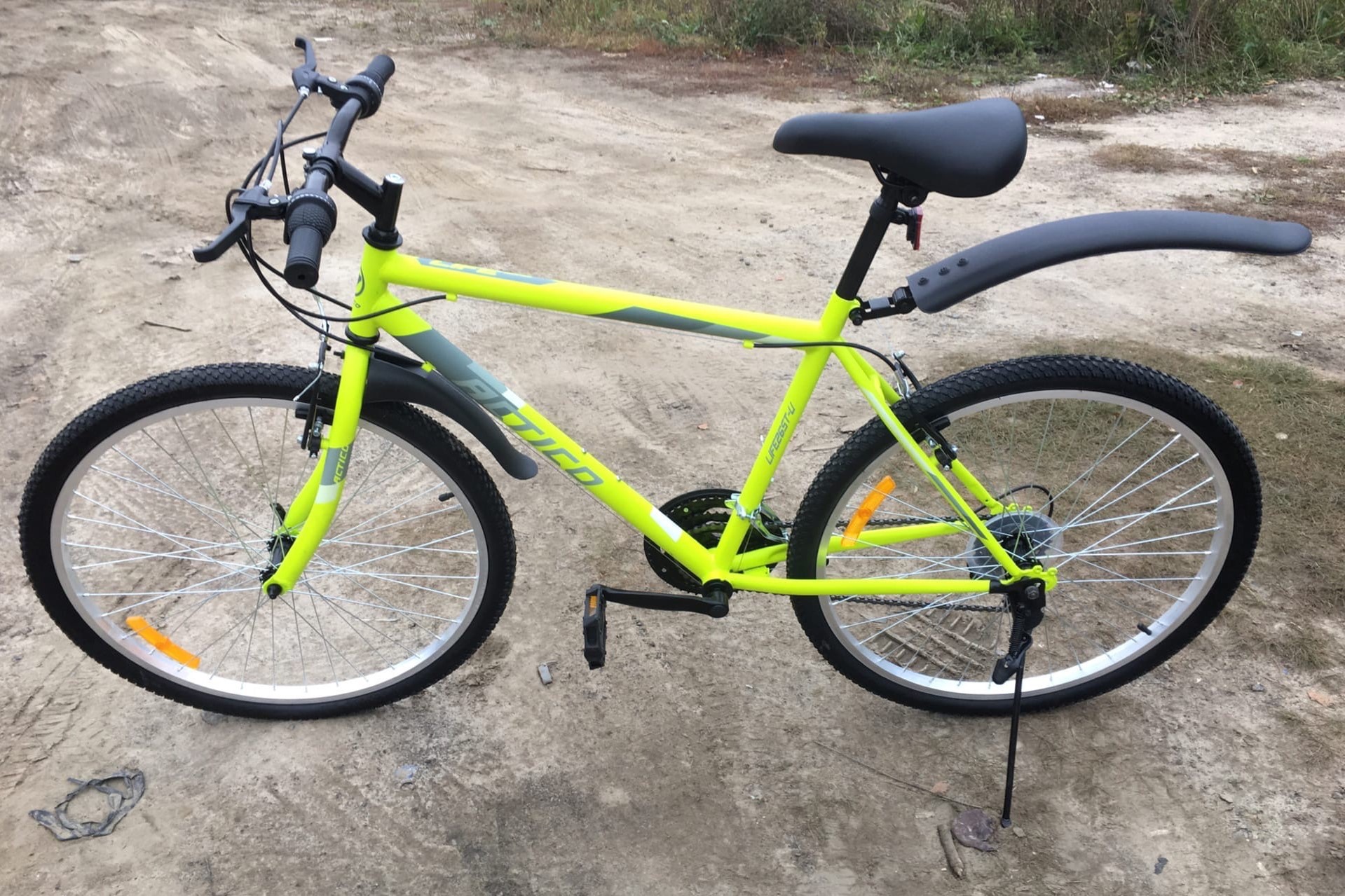 Велосипед украли из подъезда в посёлке Строитель