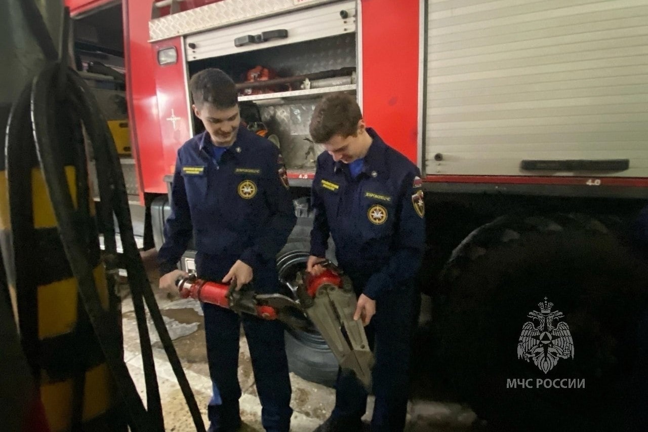 Студенты-спасатели будут практиковаться с пожарными