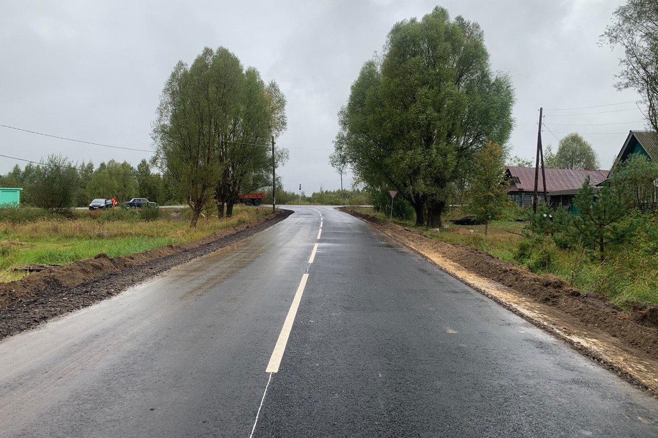 Дорожники уложили новый асфальт в Чупалейке