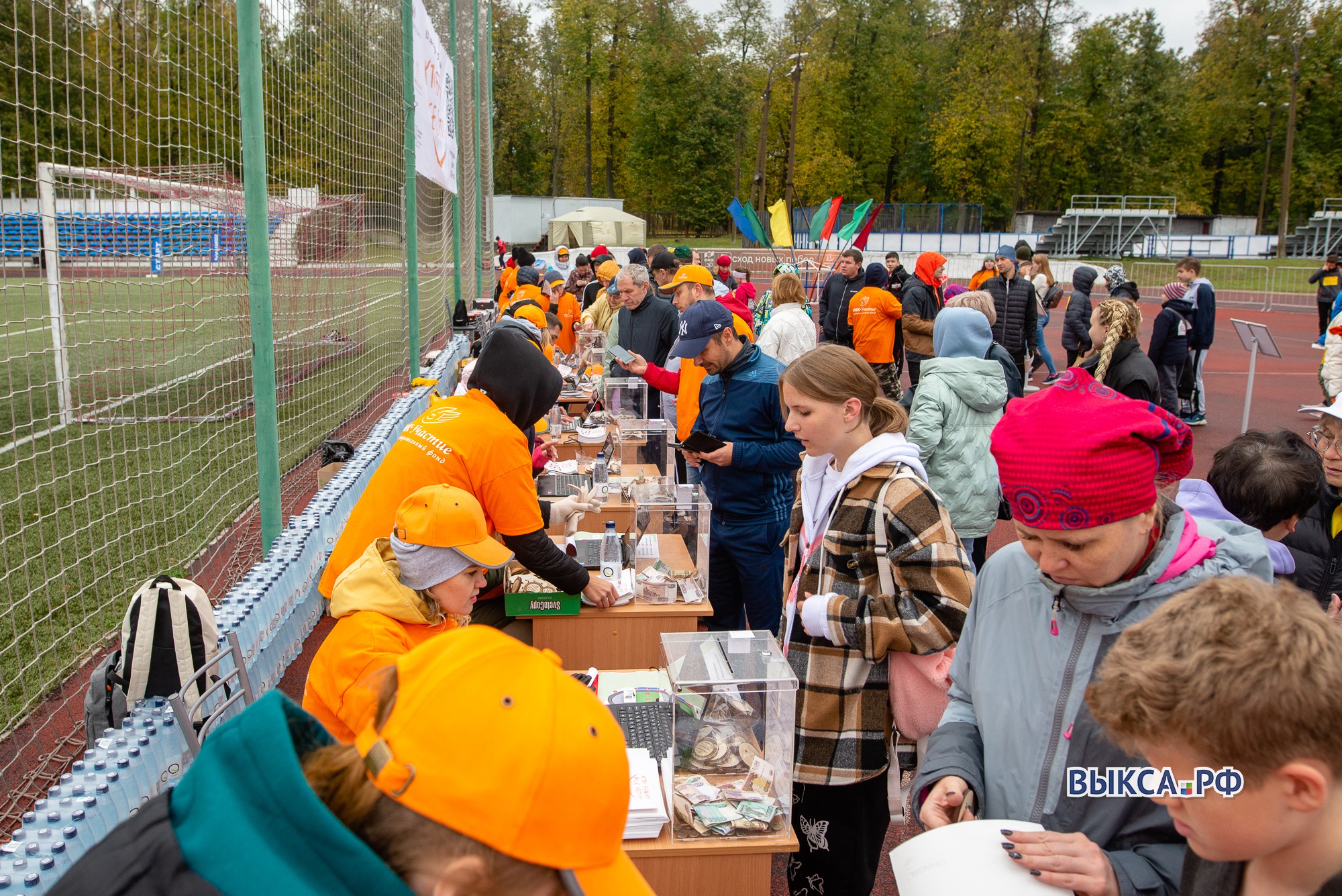Более 900 человек вышли на благотворительный забег в поддержку Даши Кузнецовой 📸