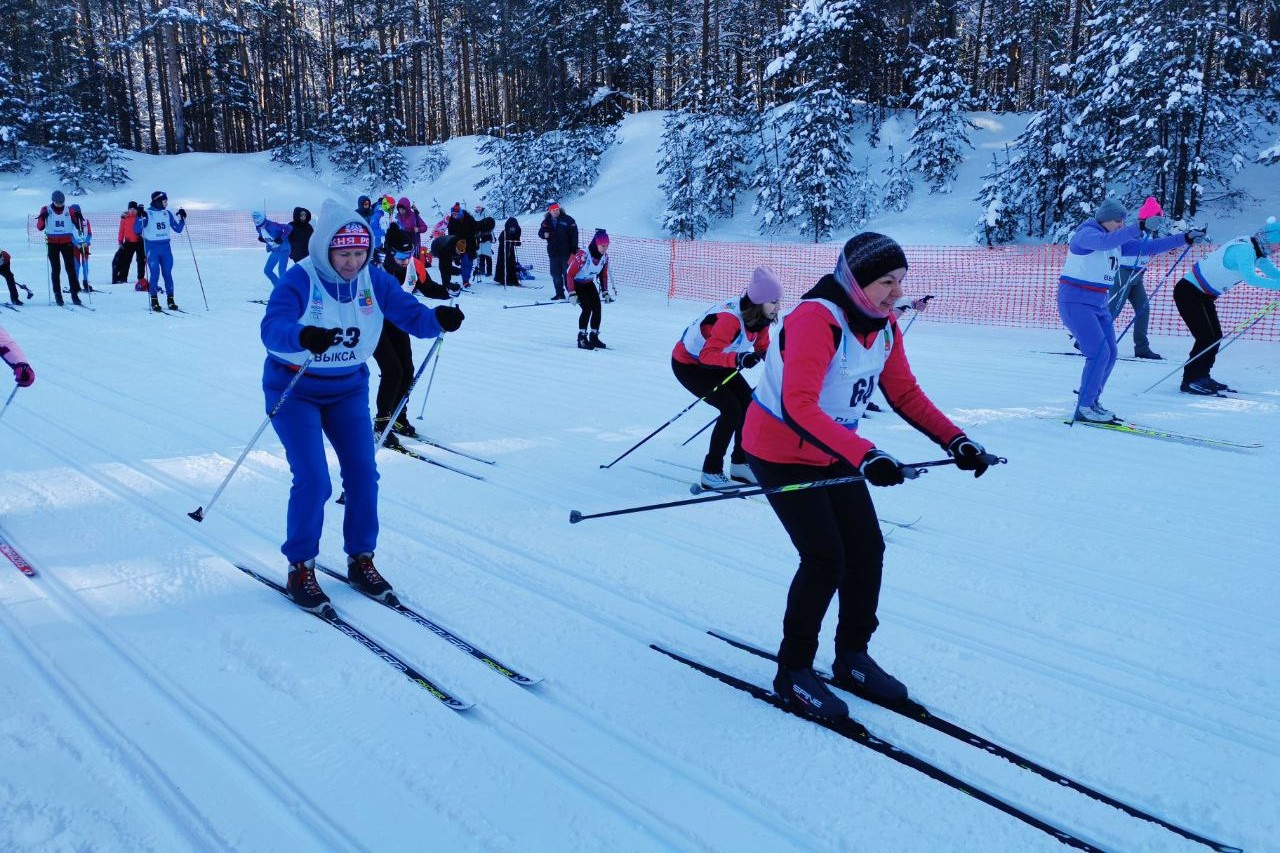 Более 150 выксунцев встали на «Лыжню России»
