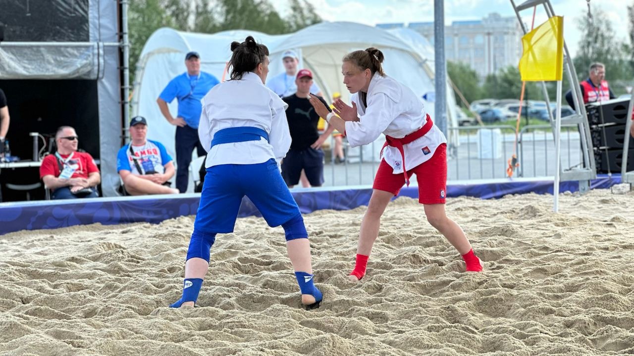 Маргарита Барнева стала вице-чемпионкой России по пляжному самбо