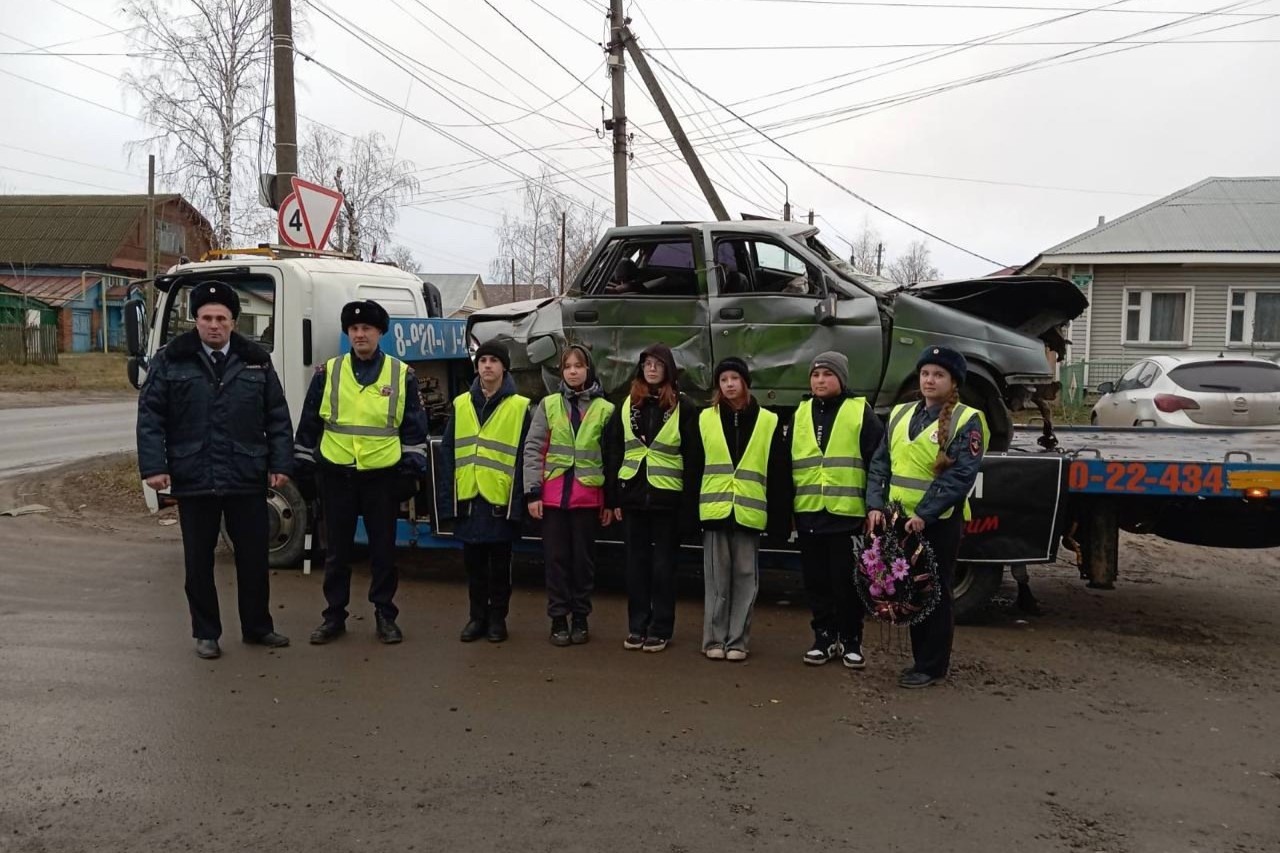 Память жертв ДТП почтили в Выксе