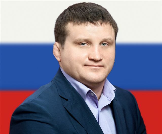 Сергею Жаркову, одному из самых титулованных выксунских самбистов исполнилось 50 лет