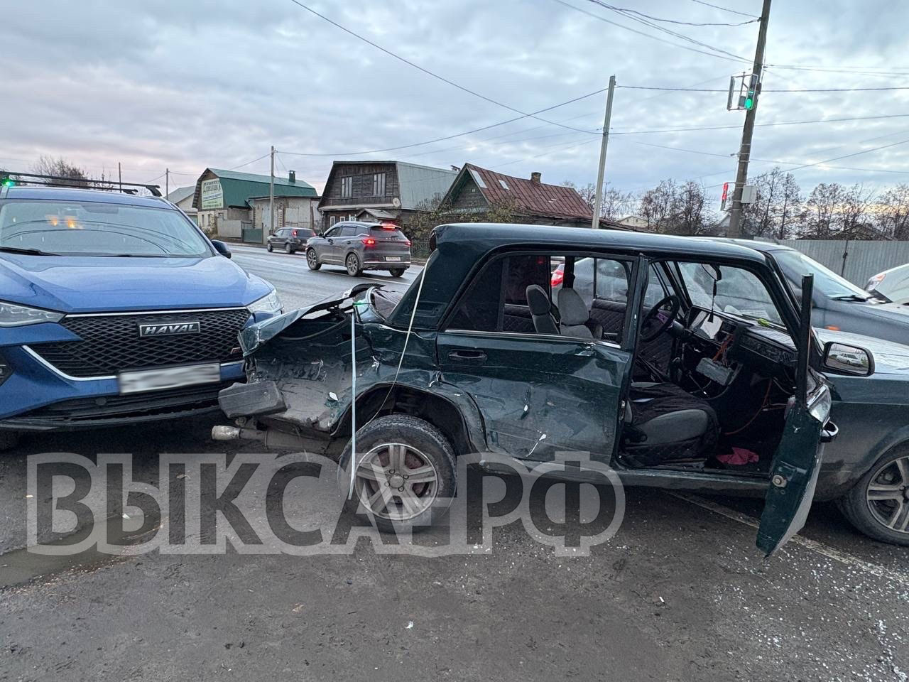 В ДТП на Красных зорях пострадало 4 авто