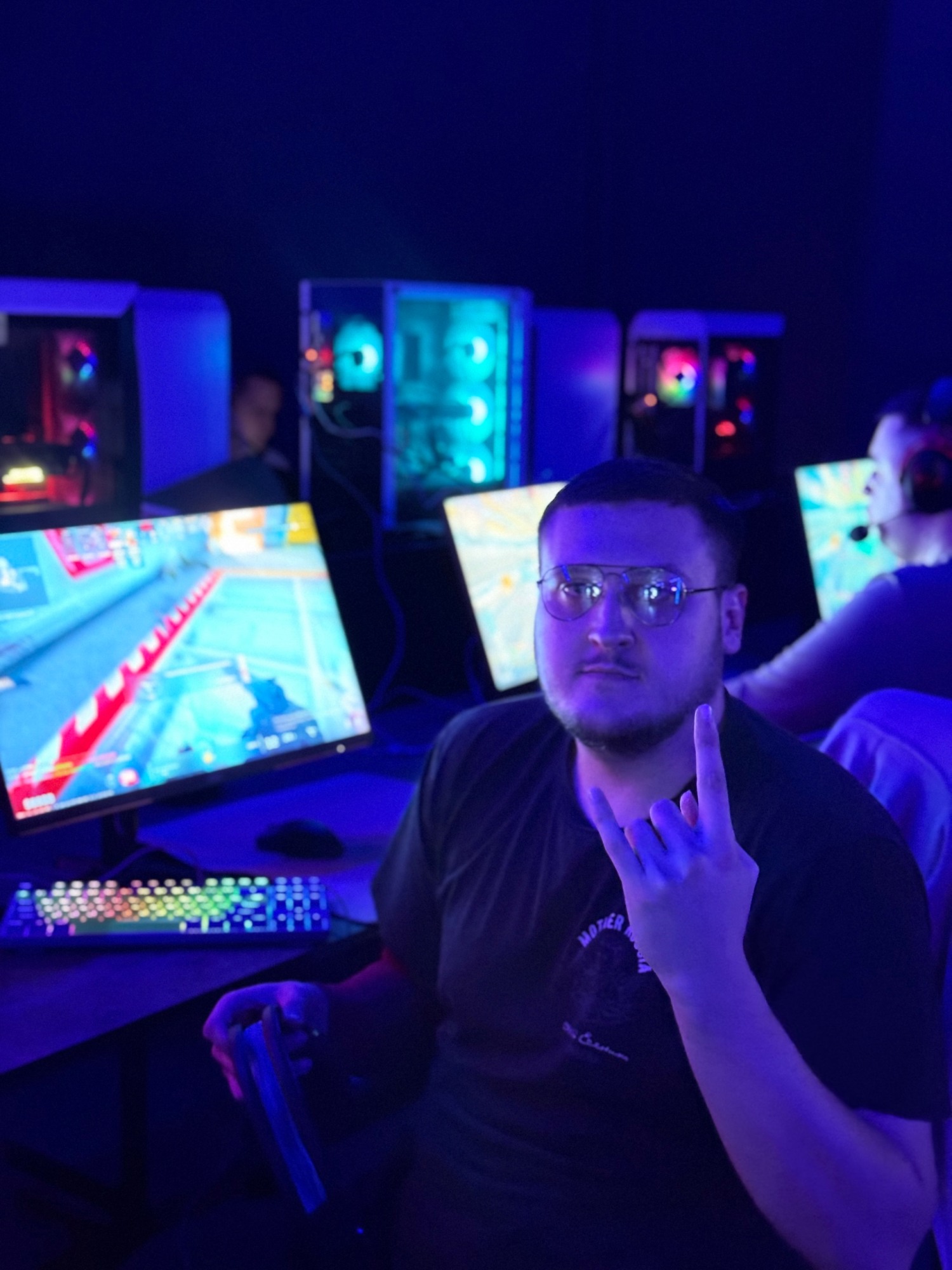 В Выксе завершился второй киберспортивный турнир ОМК по CS2