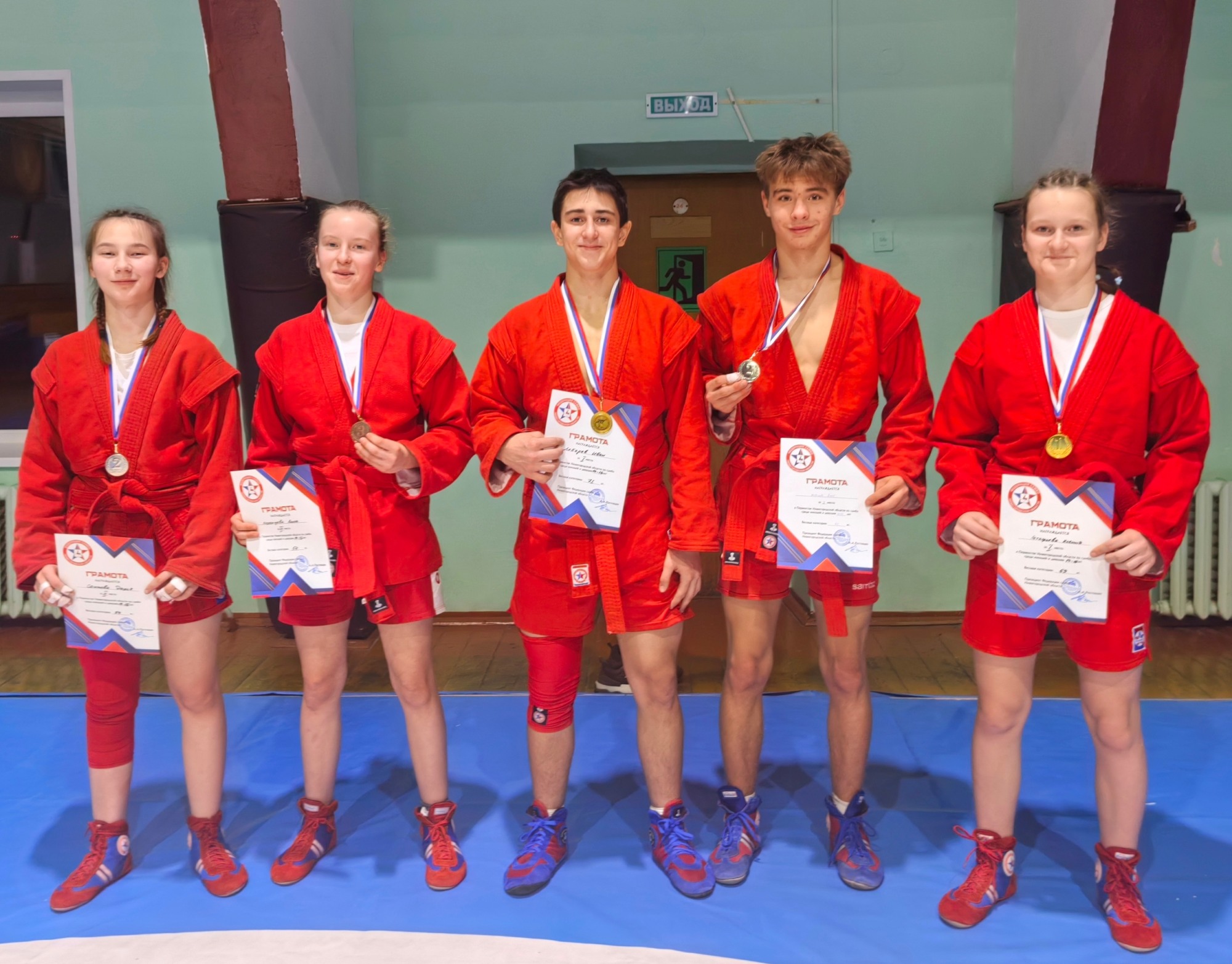 Юные спортсмены из Выксы блеснули на областном первенстве по самбо в Кстово