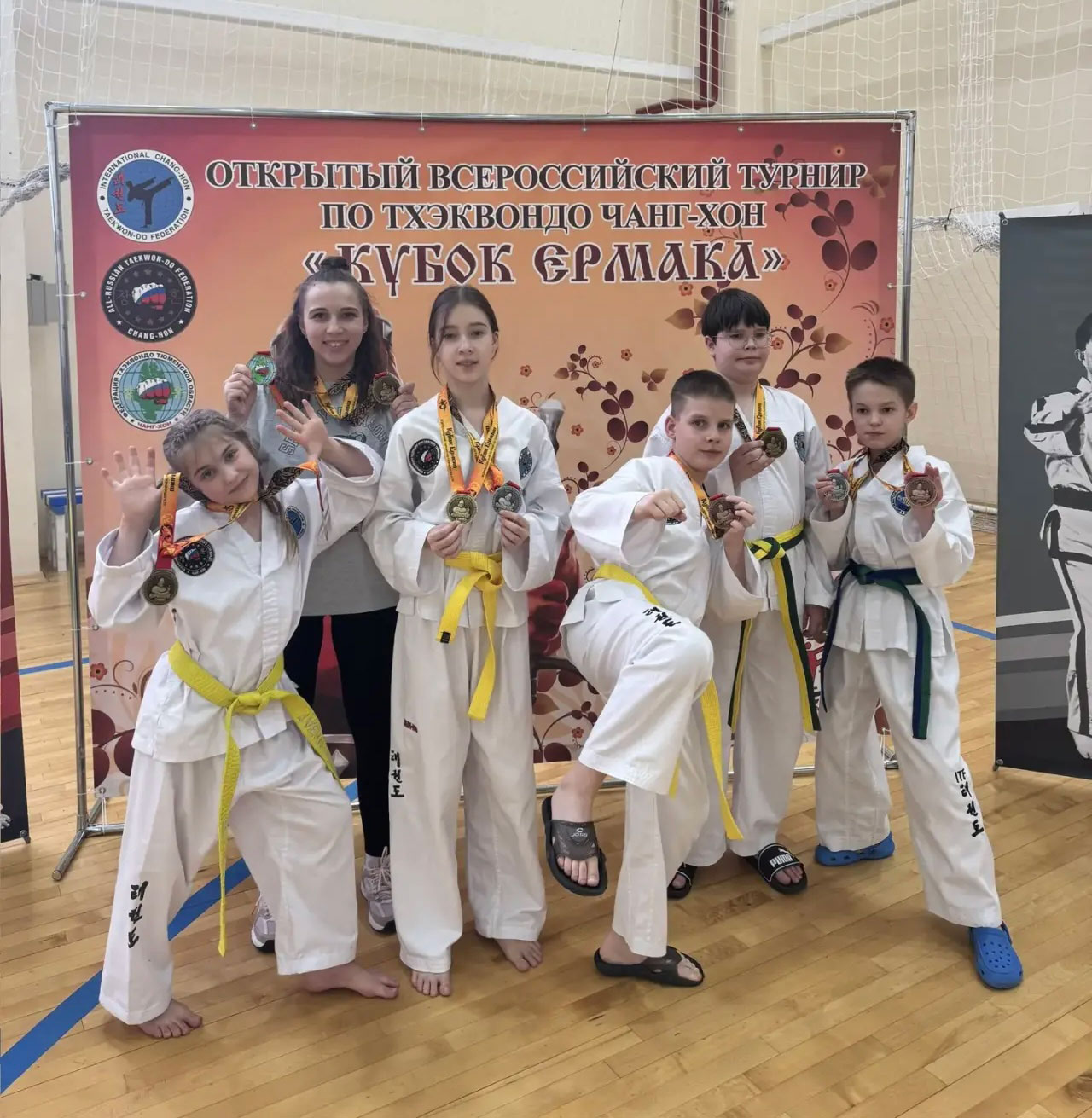 Тхэквондисты взяли восемь наград на «Кубке Ермака» в Тюмени