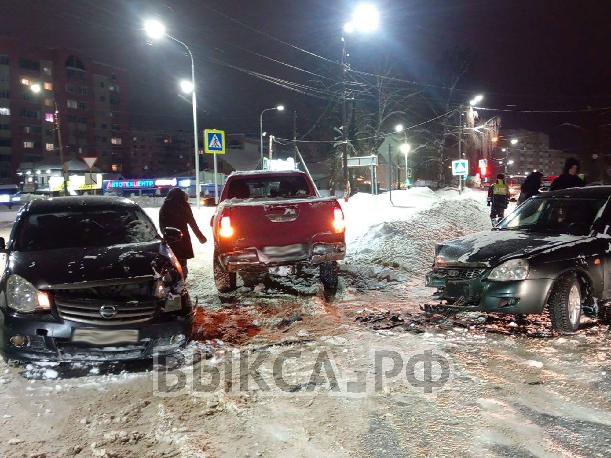 Тройное ДТП на перекрёстке улиц Ленина и Красные Зори