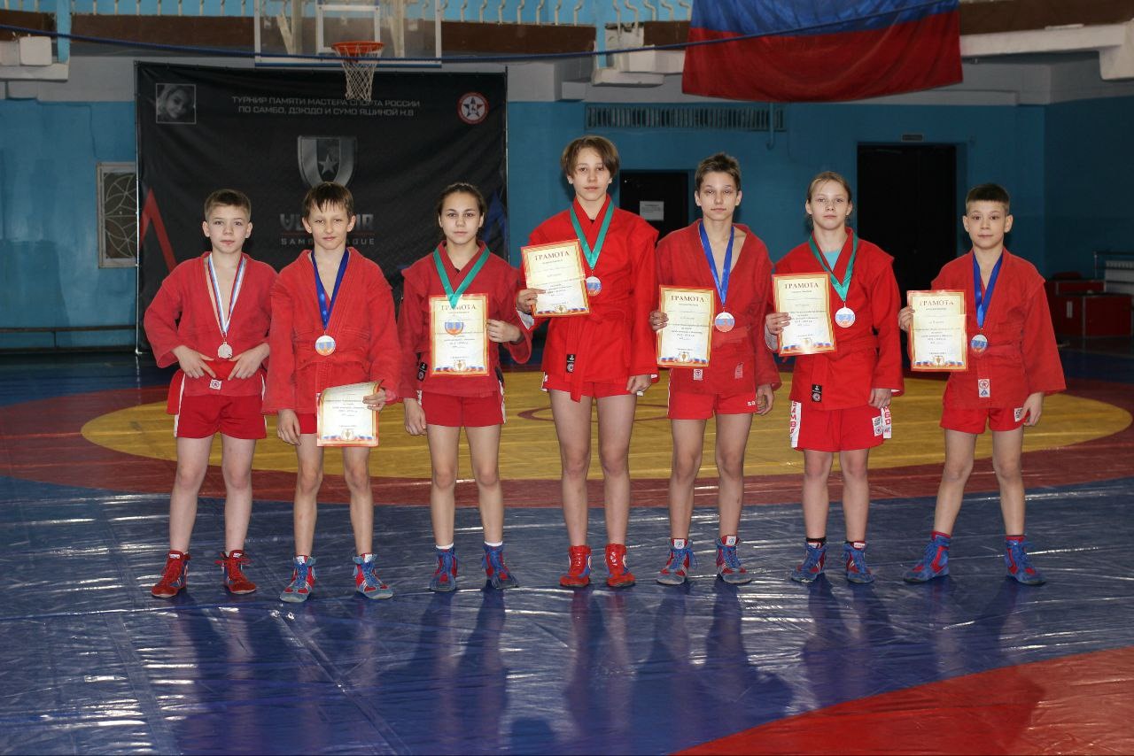 Самбисты «Выксунца» завоевали право выступить на первенстве ПФО