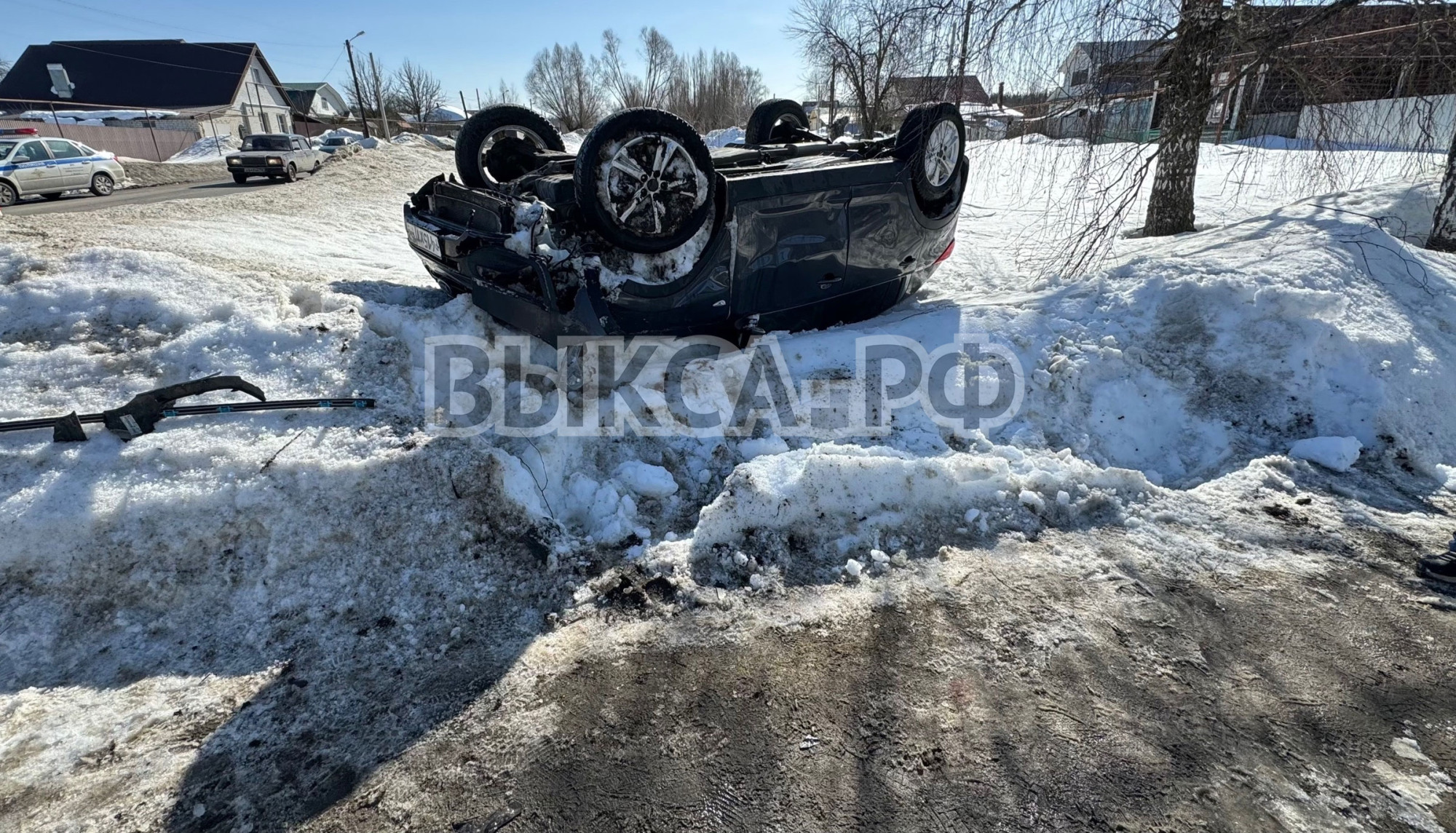 В Досчатом водитель Kia опрокинулся в кювет