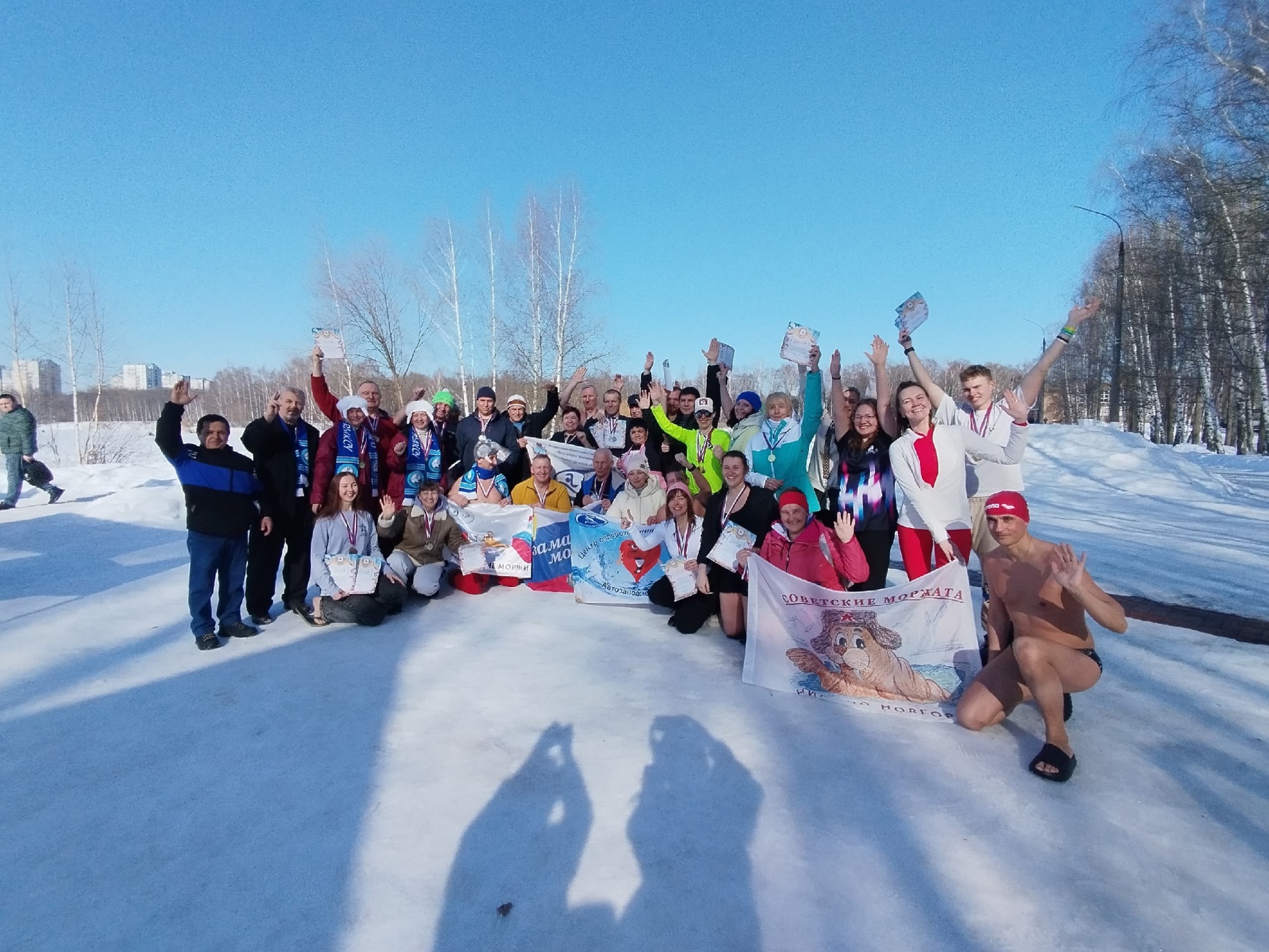Резанов, Макаров, Уланова, Вятин, Мирошкина: выксунские «моржи» покорили чемпионат по зимнему плаванию