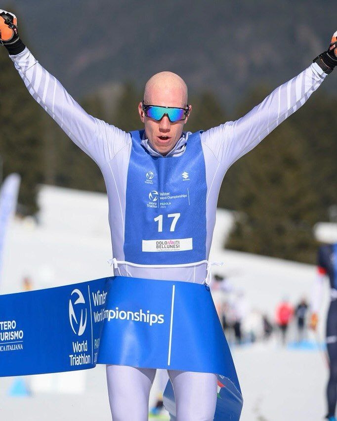 Золото чемпионата мира: выксунец Дмитрий Кондрашов — лучший в зимнем триатлоне в Италии