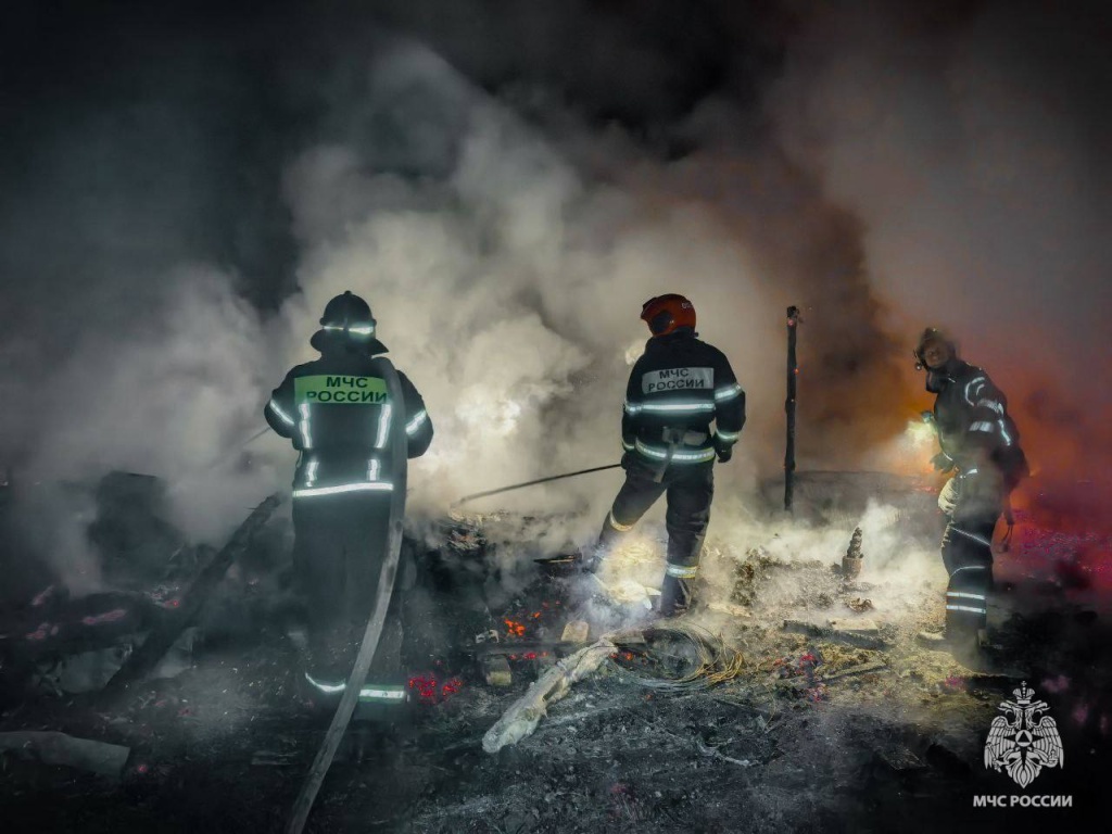 В Мотмосе сгорела баня