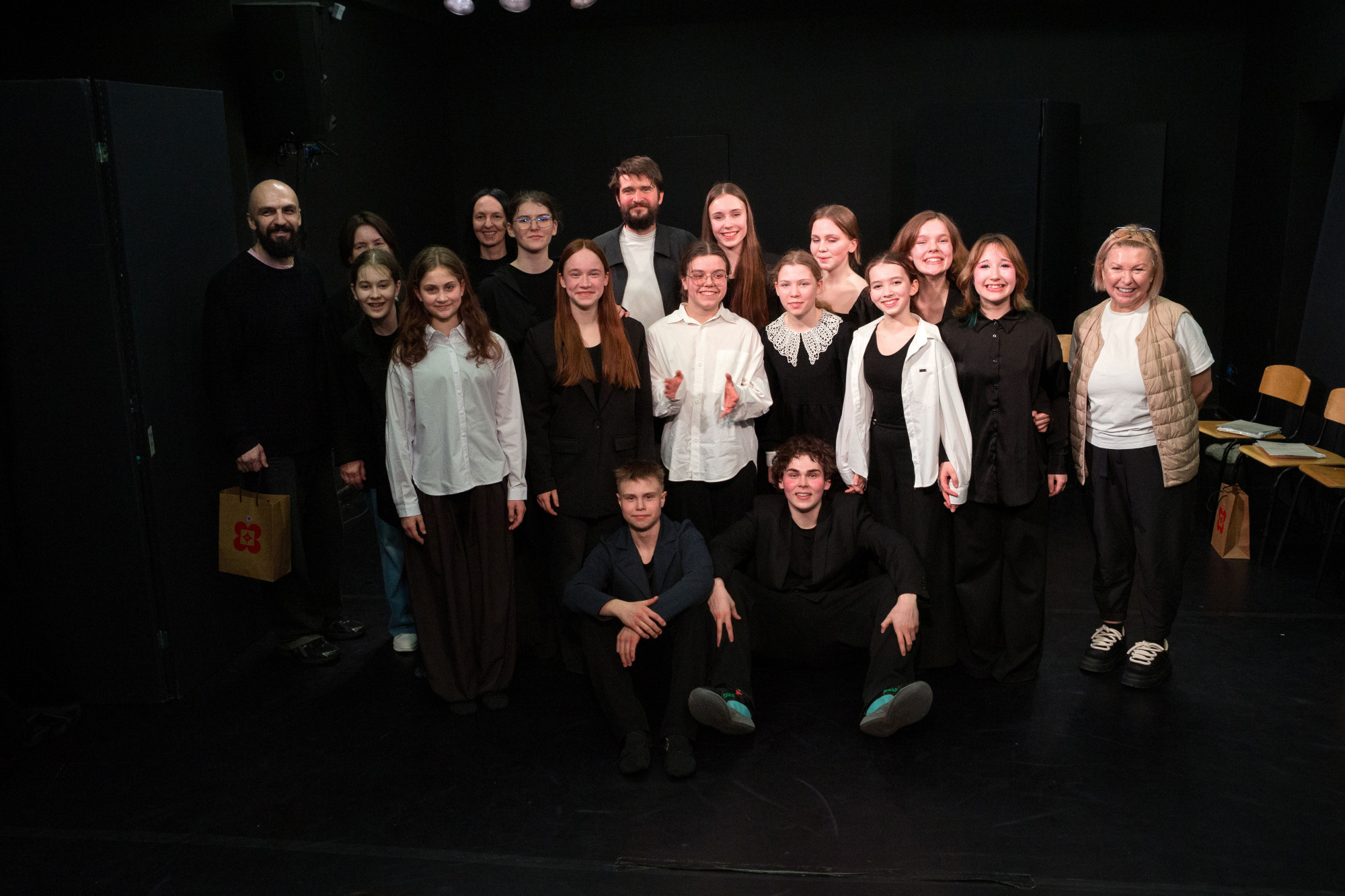 В Выксе прошел финальный показ совместного полугодового проекта фонда «ОМК‑Участие» и Школы‑студии МХАТ