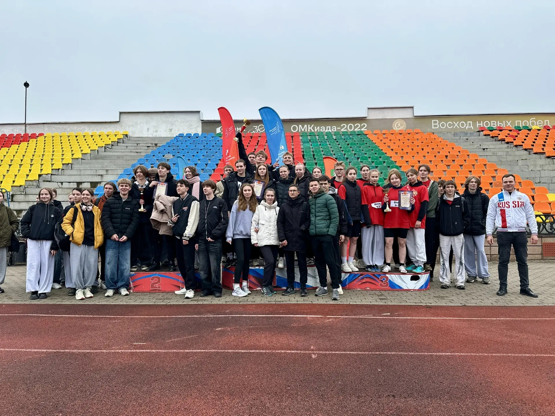 На «Металлурге» прошел легкоатлетический эстафетный пробег в честь героев-выксунцев