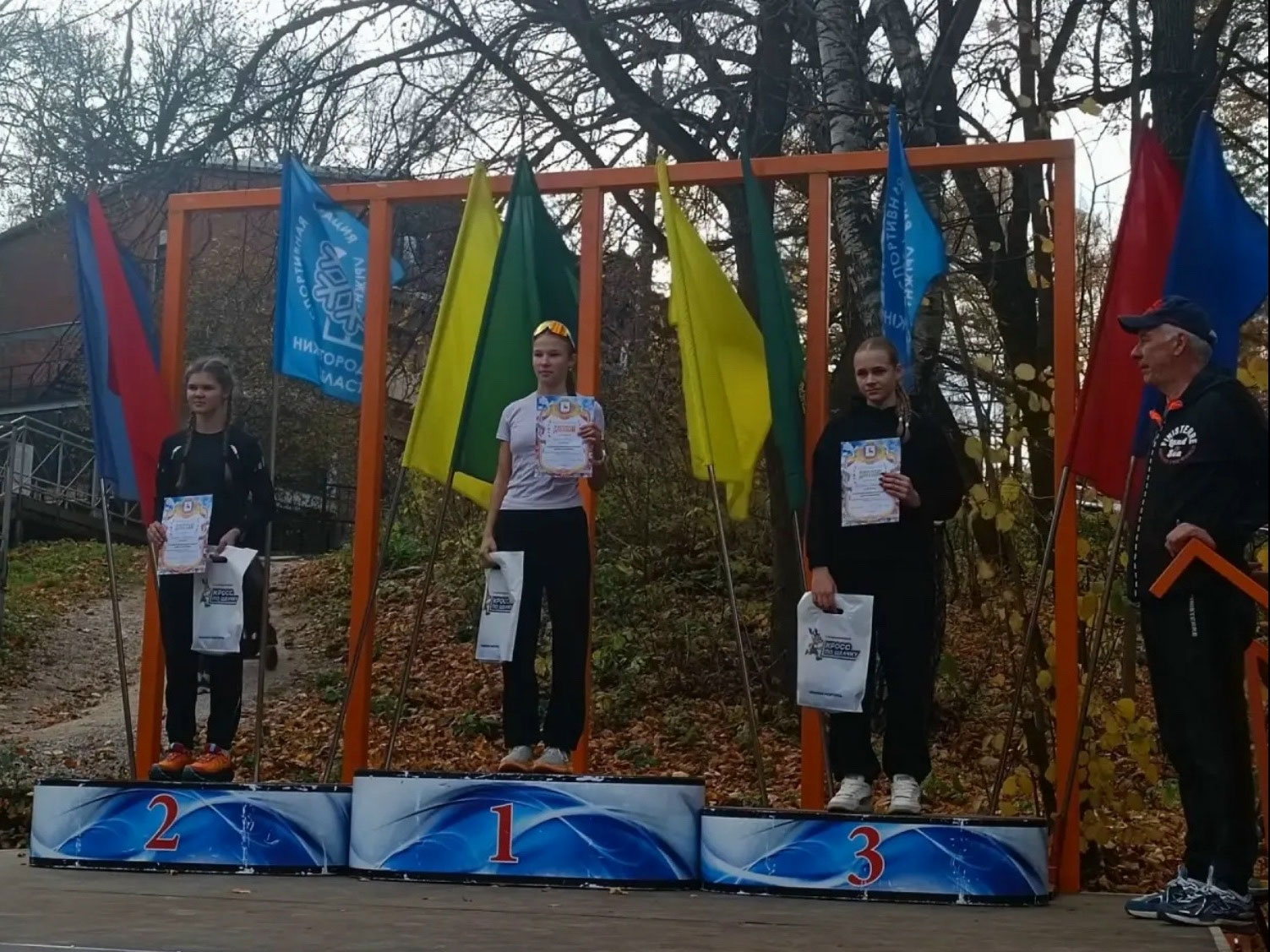 🥇 Дарья Агеева — первая в кроссе среди лыжников